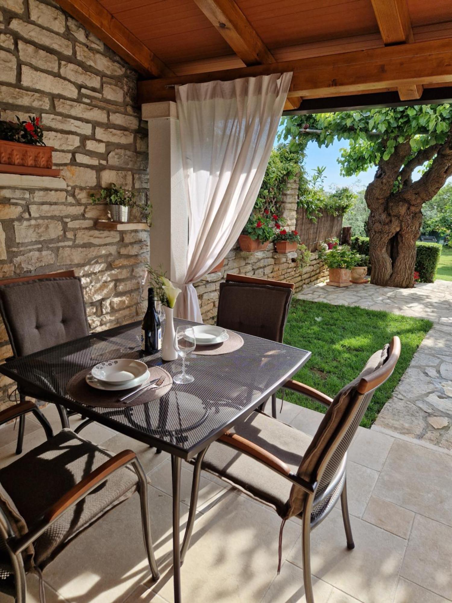 Andelo Apartman *